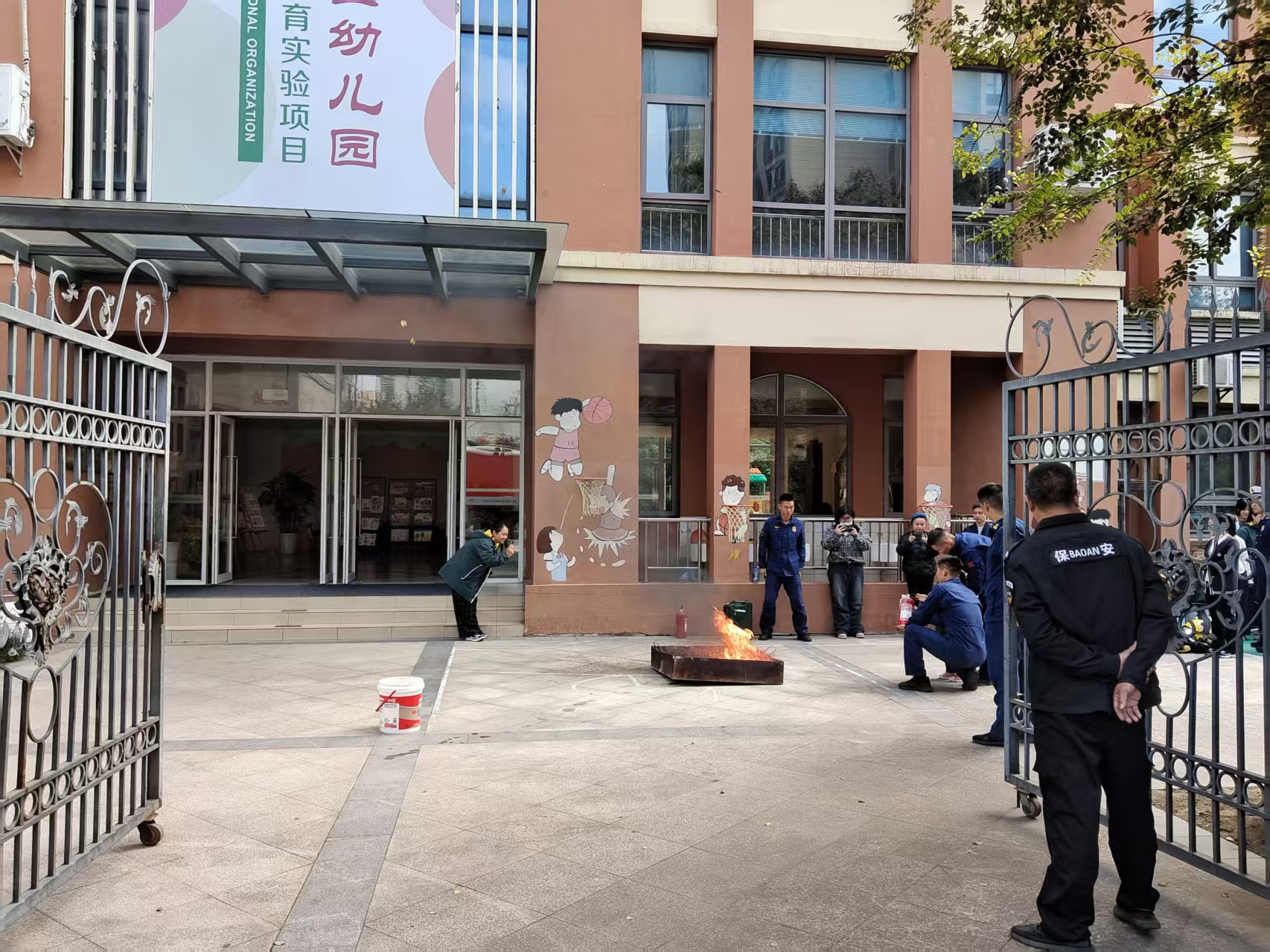 微信图片_20251108022018_10_668.jpg